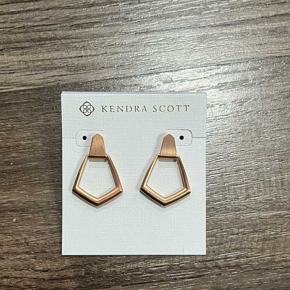 Kendra Scott earrings